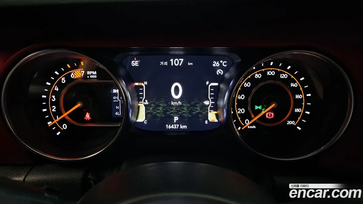Jeep Wrangler 2023 из KR, фото 8