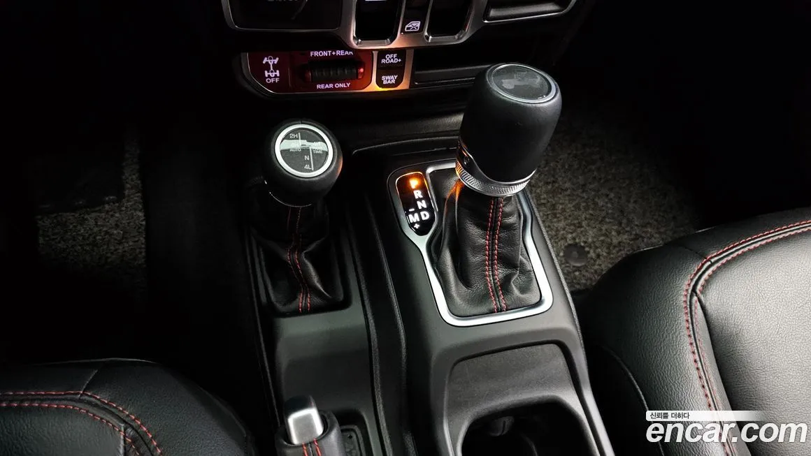 Jeep Wrangler 2023 из KR, фото 9
