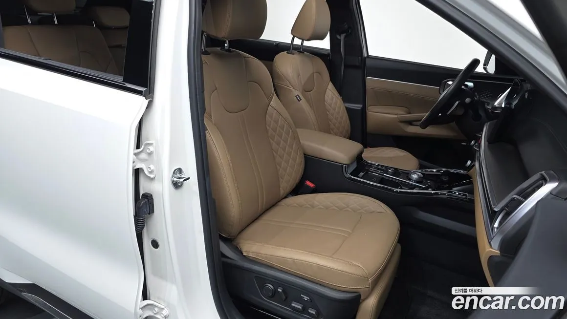 Kia Sorento — фото 10