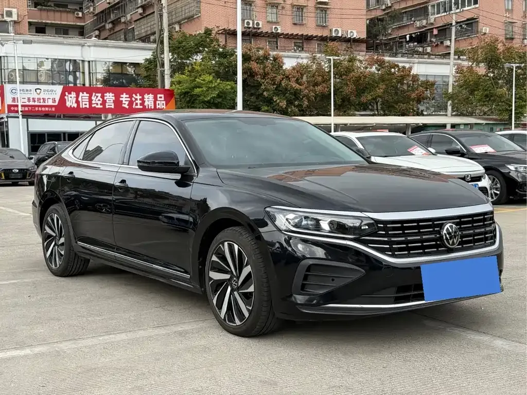 Volkswagen Passat — фото 3