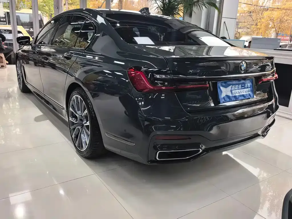 BMW 7 Series 2021 из CN, фото 6