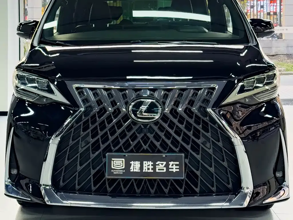 Toyota Vellfire 2023 из CN, фото 2