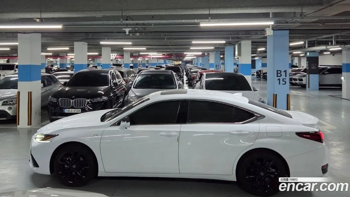 Lexus ES 2023 из KR, фото 4