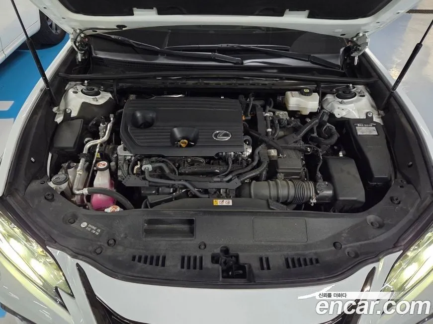 Lexus ES 2023 из KR, фото 8