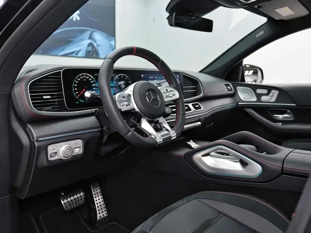Mercedes-Benz GLE AMG — фото 9