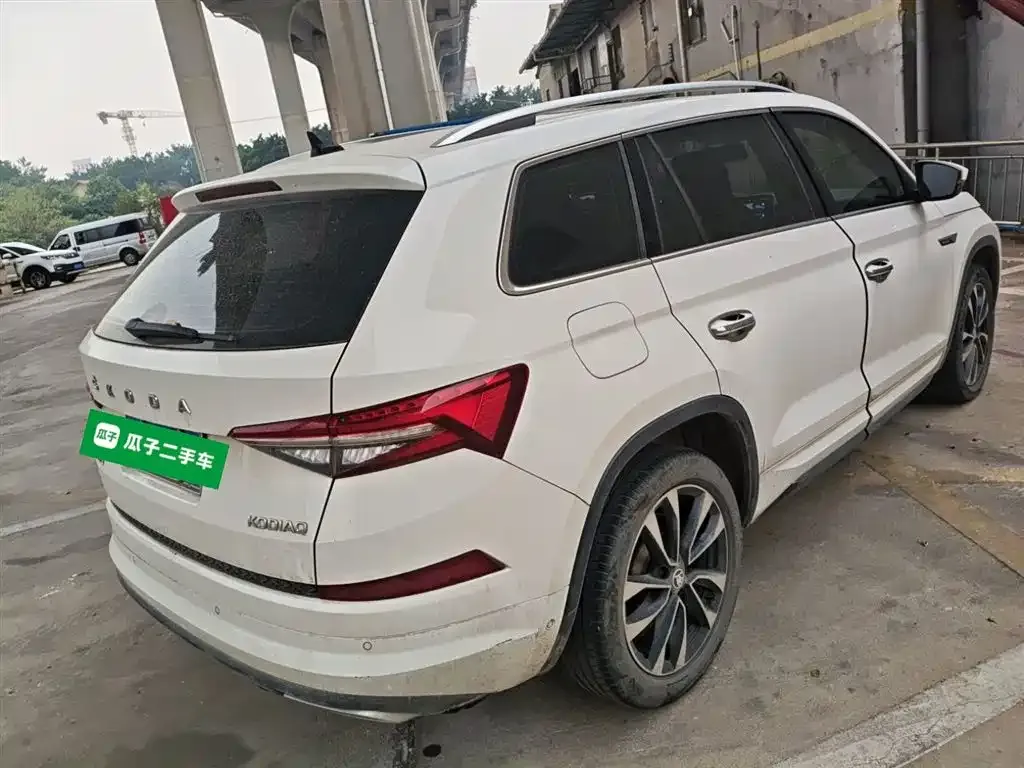 Skoda Kodiaq — фото 7