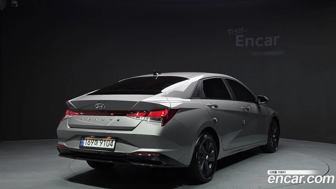 Hyundai AVANTE — фото 2
