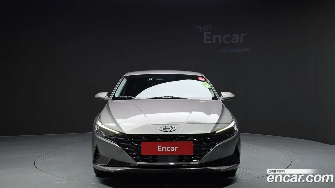 Hyundai AVANTE — фото 3