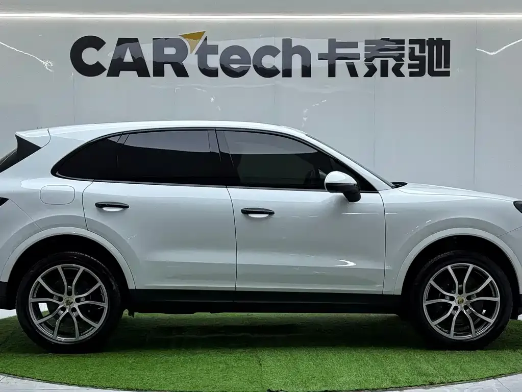 Porsche Cayenne 2024 из CN, фото 6