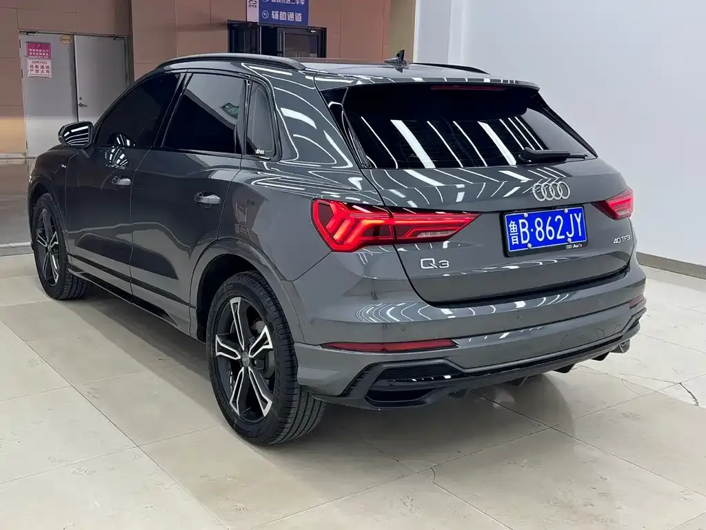 Audi Q3 2021 из CN, фото 3