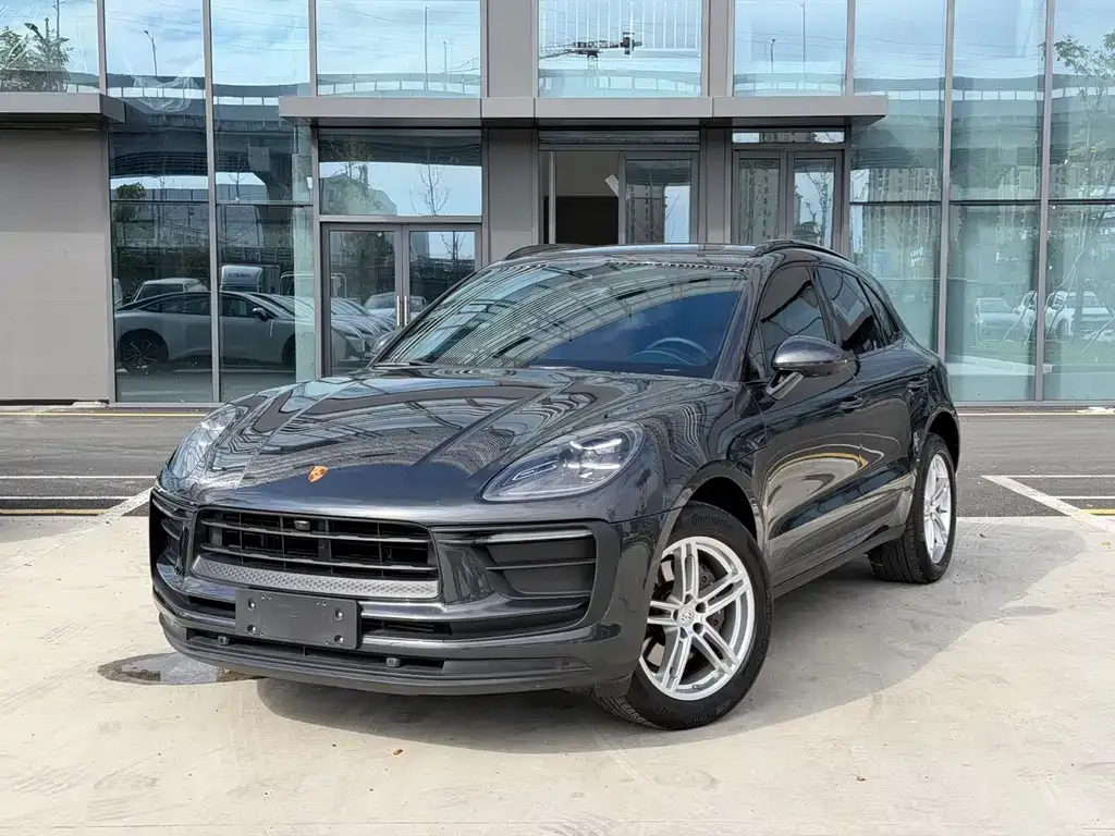 Porsche Macan — фото 1