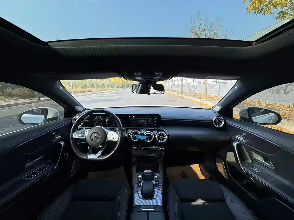 Mercedes-Benz A-Class 2023 из CN, фото 5