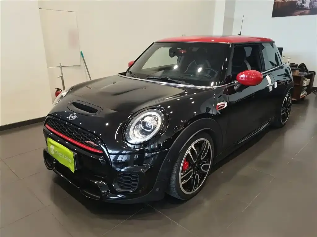 MINI JCW (John Cooper Works) 2021 из CN, фото 2