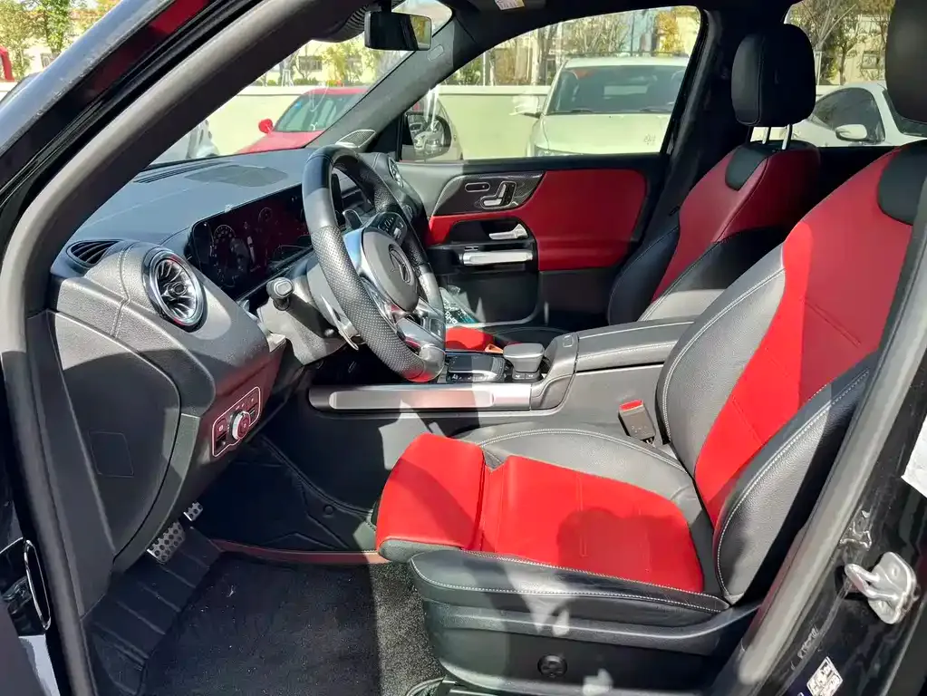 Mercedes-Benz GLB AMG 2023 из CN, фото 4