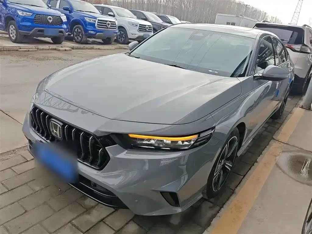 Honda Inspire 2023 из CN, фото 2
