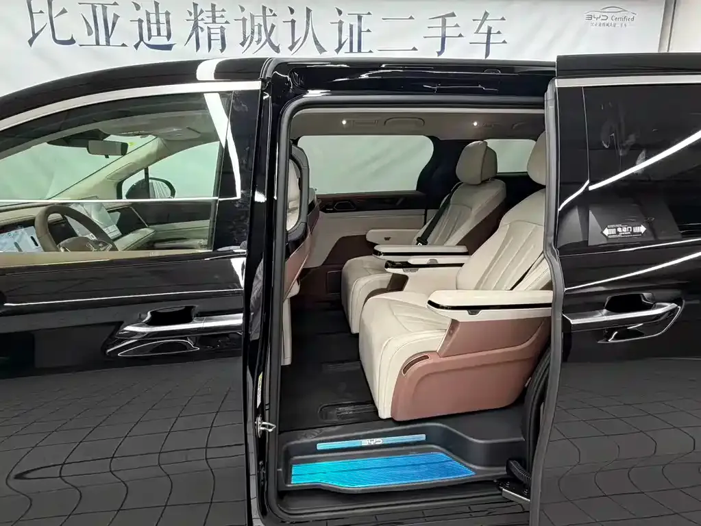 BYD Xia 2025 из CN, фото 8