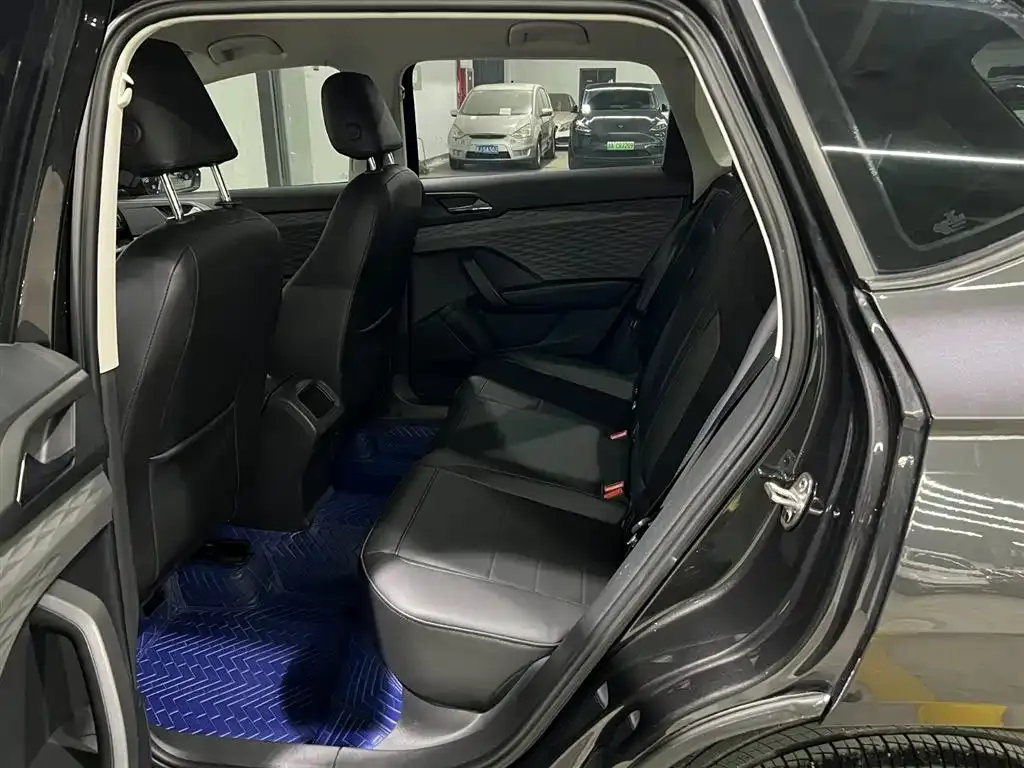 Volkswagen Tharu 2021 из CN, фото 9