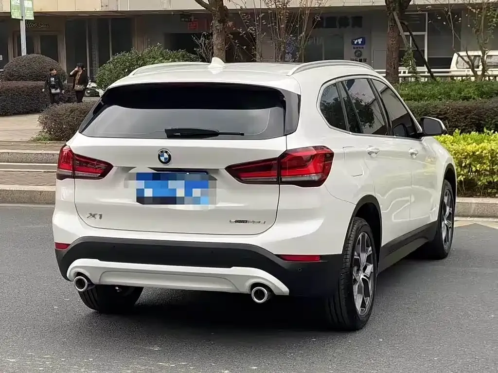 BMW X1 2021 из CN, фото 8