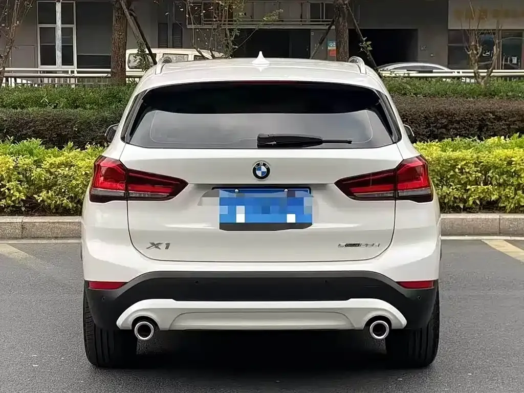 BMW X1 2021 из CN, фото 9