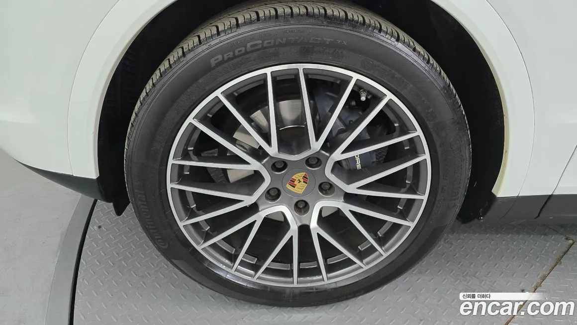 Porsche Cayenne 2022 из KR, фото 5