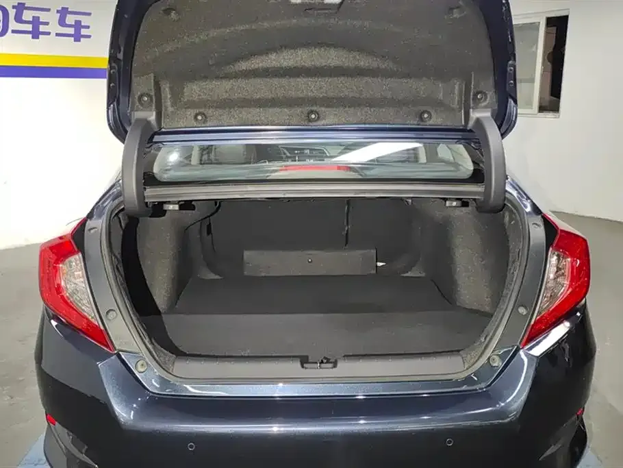 Honda Civic — фото 4