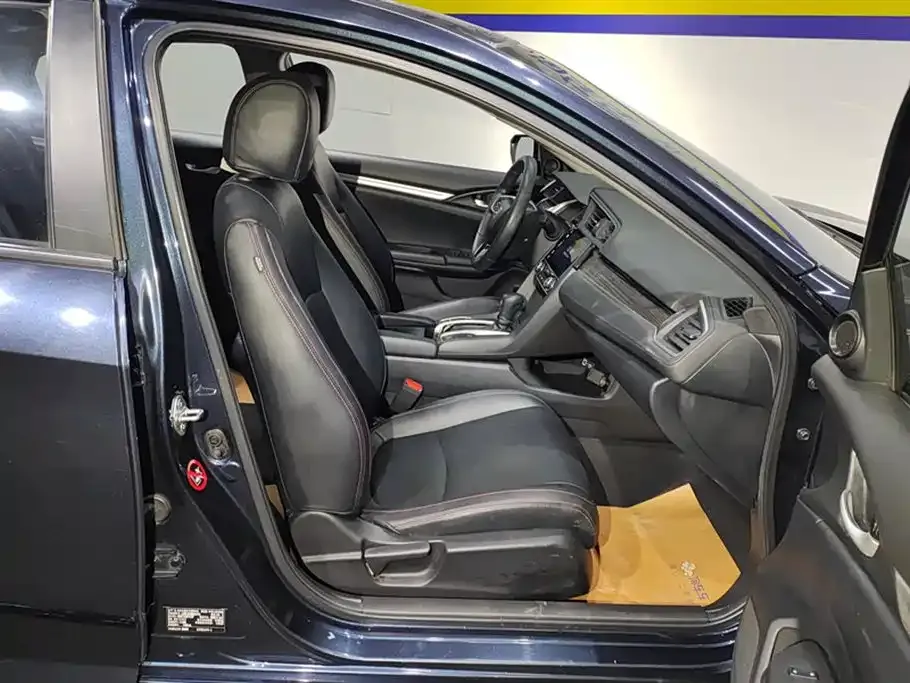 Honda Civic — фото 8