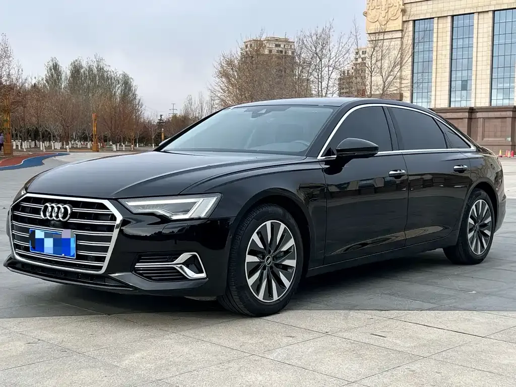 Audi A6L 2023 из CN, фото 1