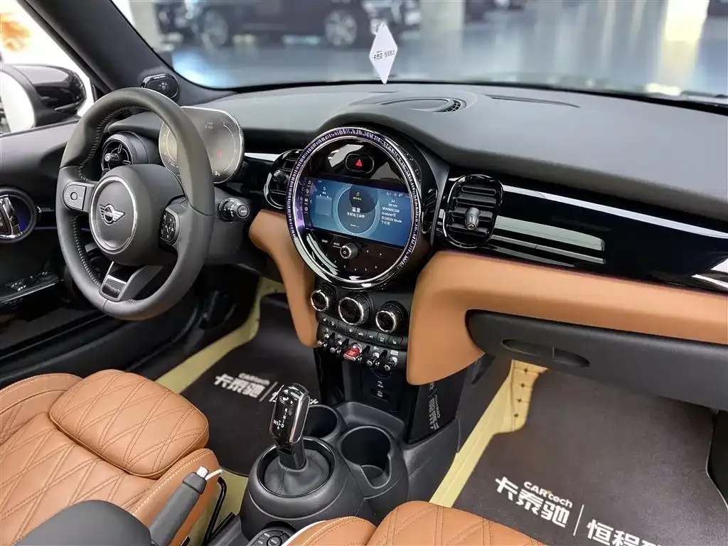 MINI Cooper (3-door) 2024 из CN, фото 8