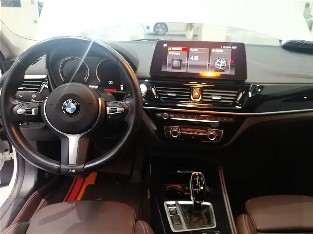 BMW 1 Series 2024 из CN, фото 10