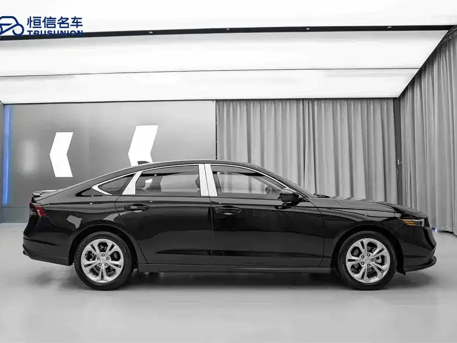 Honda Accord — фото 4