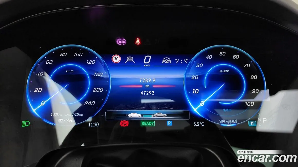 Mercedes-Benz EQS 2023 из KR, фото 8