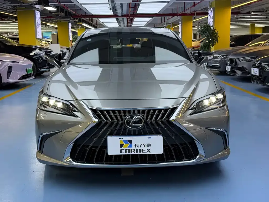 Lexus ES 2024 из CN, фото 2