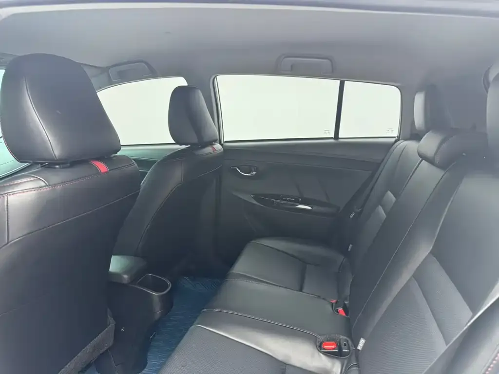 Toyota Yaris L 2022 из CN, фото 8