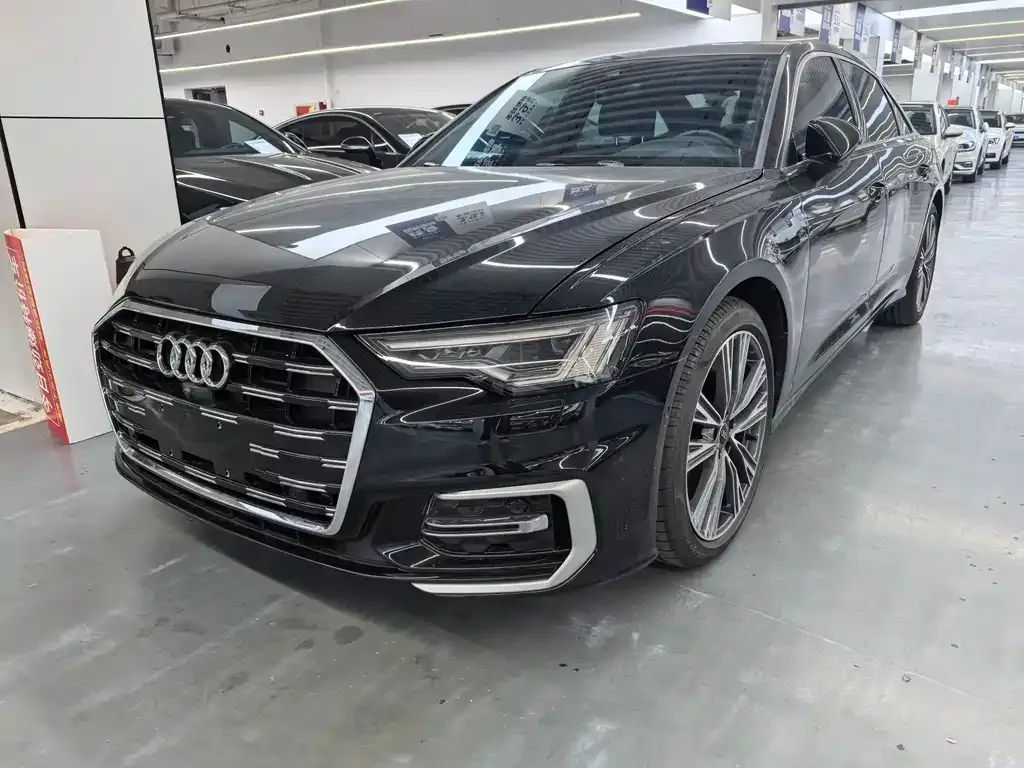 Audi A6L — фото 1