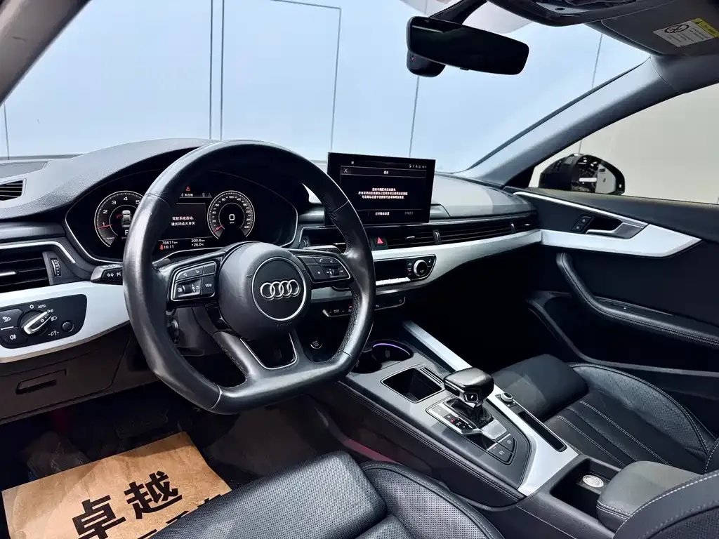 Audi A4L 2022 из CN, фото 8