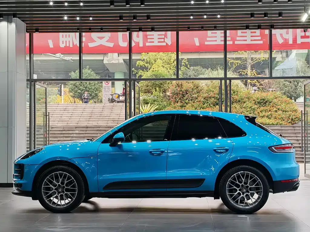 Porsche Macan — фото 5
