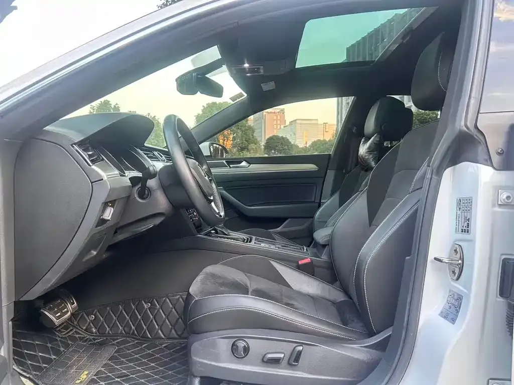 Volkswagen CC 2021 из CN, фото 8
