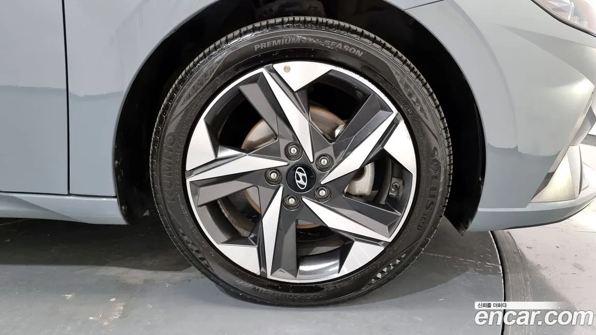 Hyundai AVANTE — фото 5