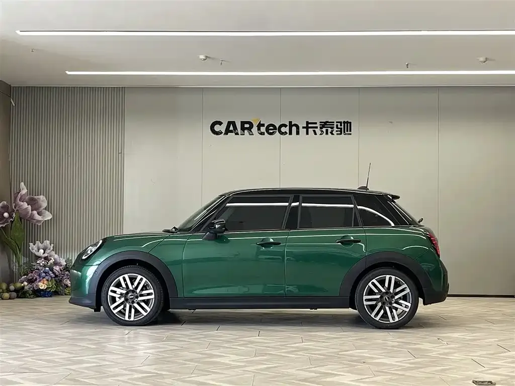 MINI Cooper (3-door) 2025 из CN, фото 8