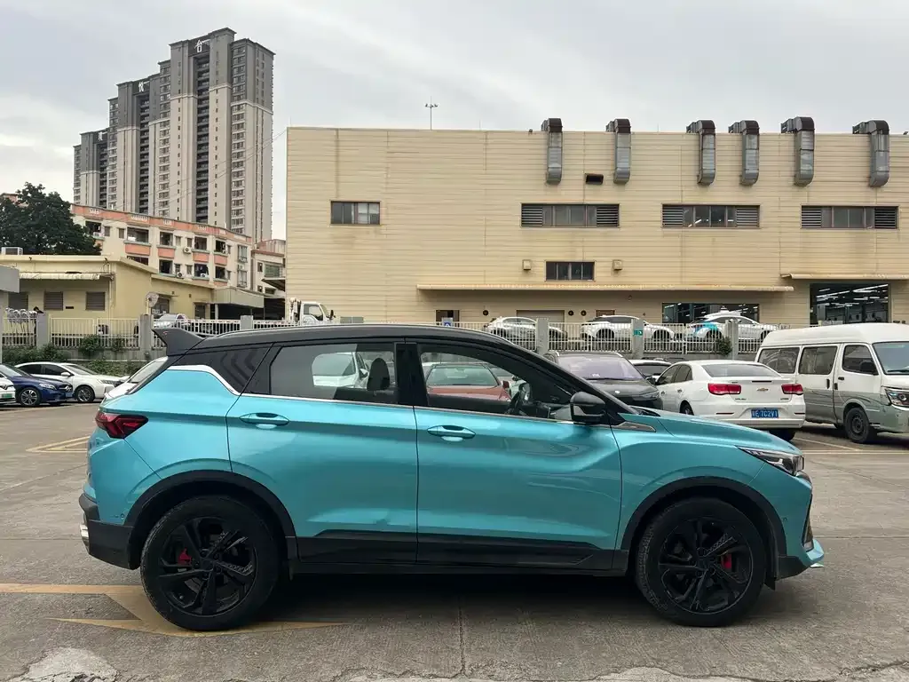 Geely Binyue 2022 из CN, фото 4