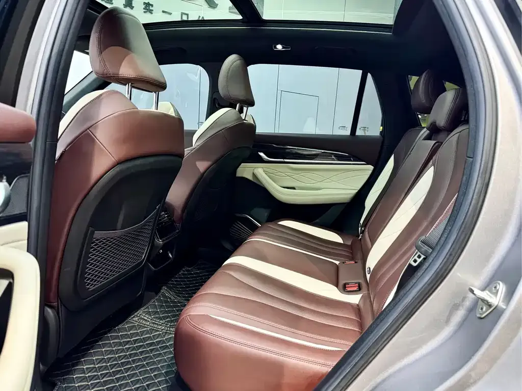Geely Xingyue L 2024 из CN, фото 9