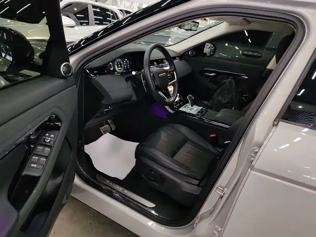 Land Rover Evoque 2024 из CN, фото 7
