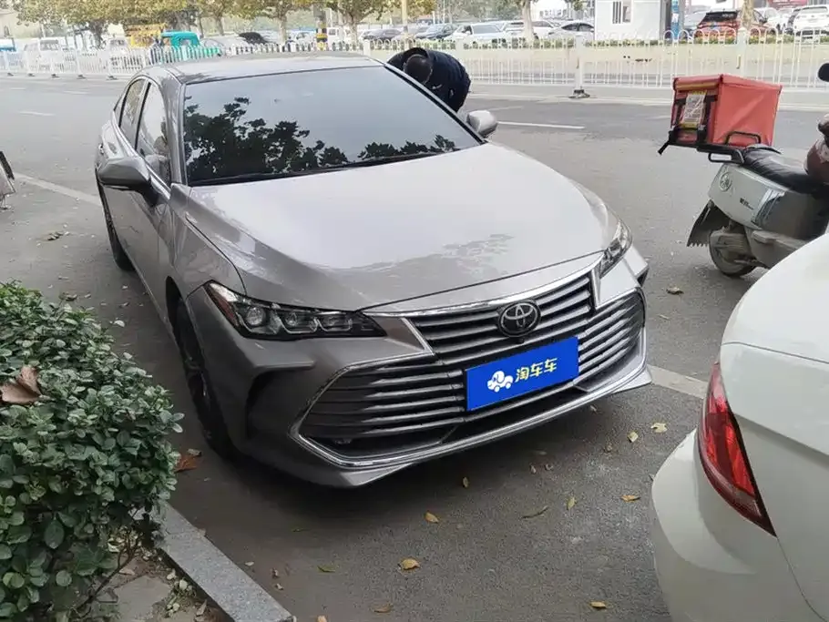 Toyota Avalon 2021 из CN, фото 1