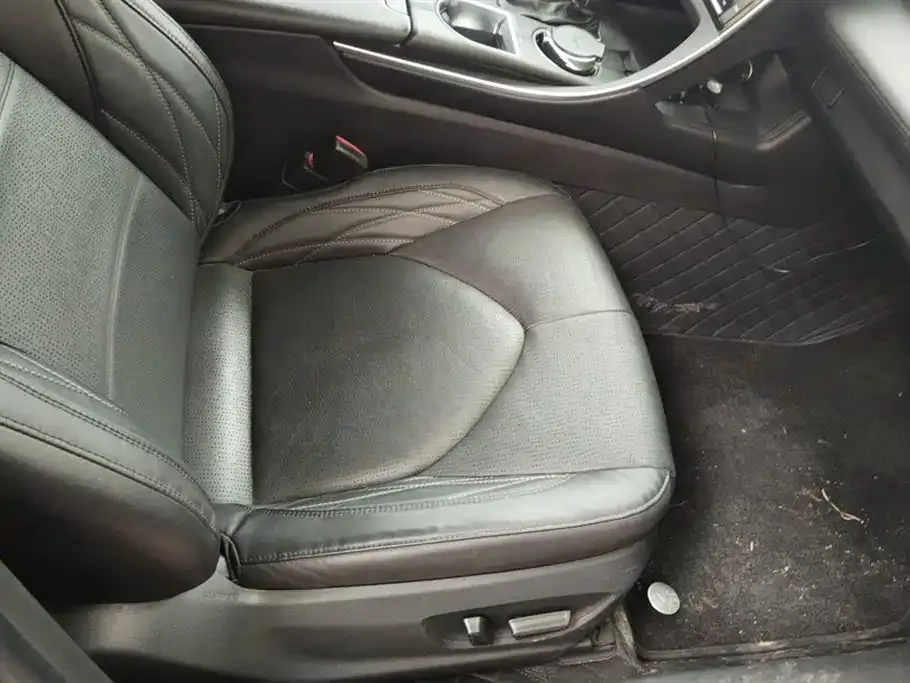 Toyota Avalon 2021 из CN, фото 8