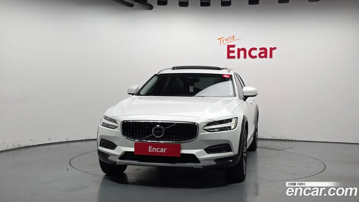 Volvo V90 2025 из KR, фото 3