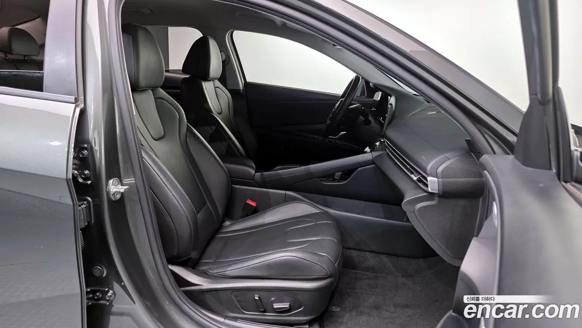 Hyundai AVANTE — фото 10