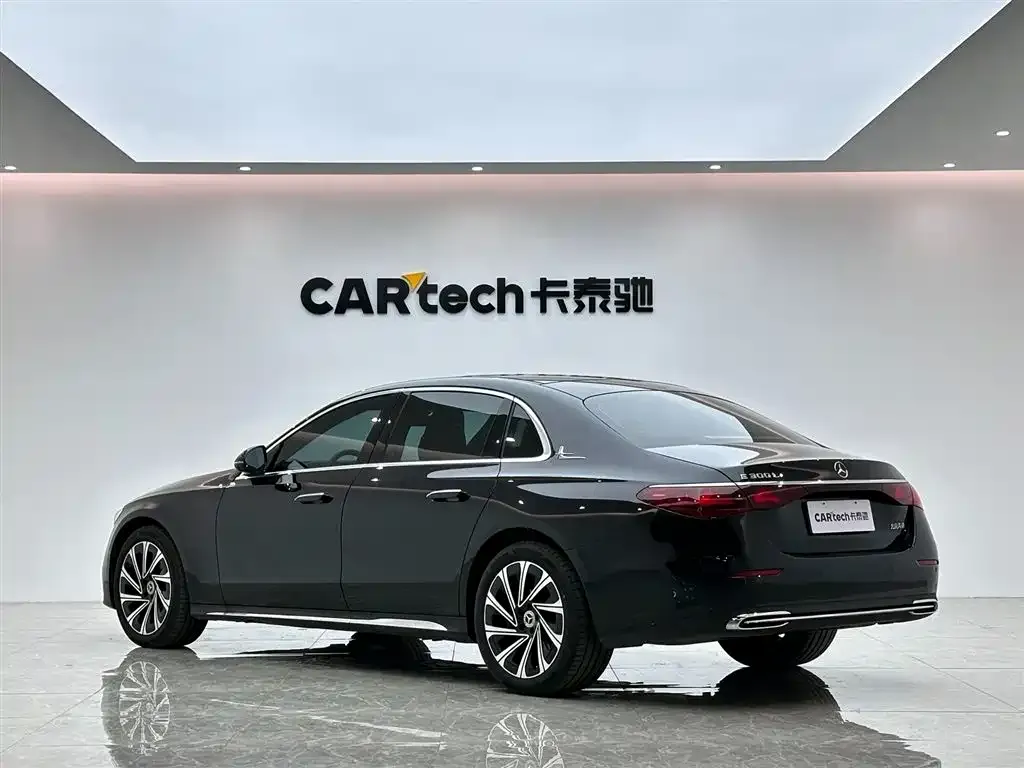 Mercedes-Benz E-Class 2024 из CN, фото 3
