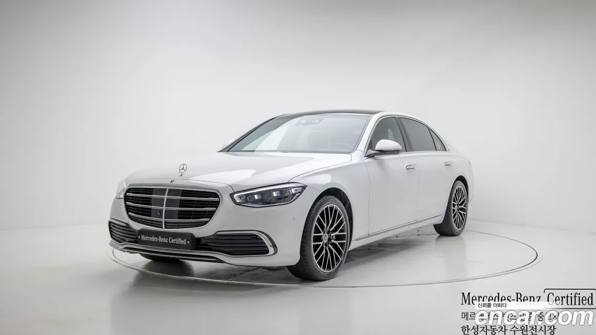 Mercedes-Benz S-Class — фото 1