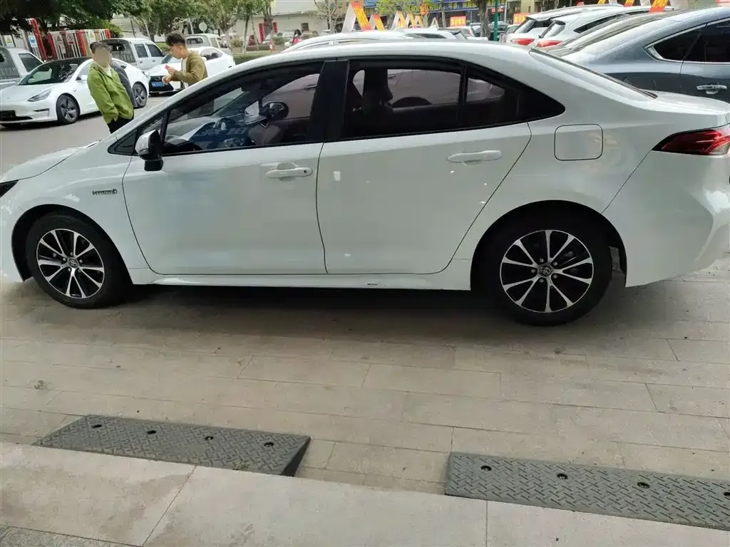 Toyota Levin 2024 из CN, фото 5