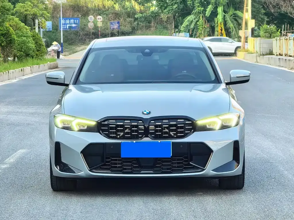 BMW 3 Series 2025 из CN, фото 2